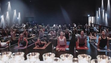 108 Sonnengrüße zur Wintersonnwende - Das Yoga Event